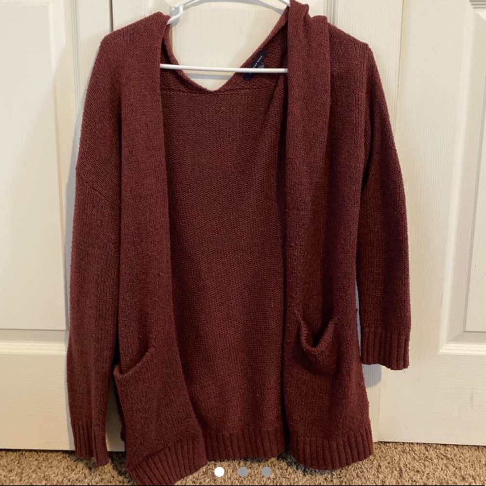 Oversized American eagle maroon cardigan
